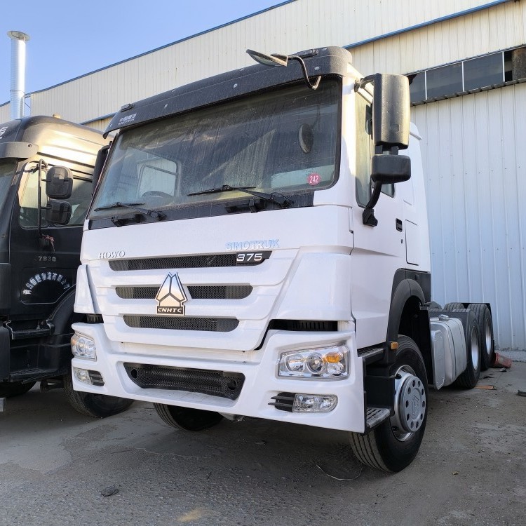 Sinotruk HOWO 6X4 10 Wheeler Tractor Unit HOWO A7 T7h Nx Hohan Truck Head Prime Mover Truck