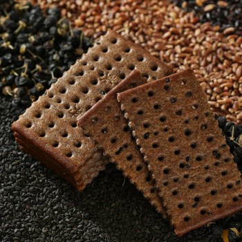 Wholesale Healthy Snack Sesame Seed Cracker Crispy Biscuit