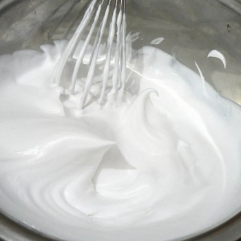 Halal Supplier Whipped Topping Cream Powder for Bakery