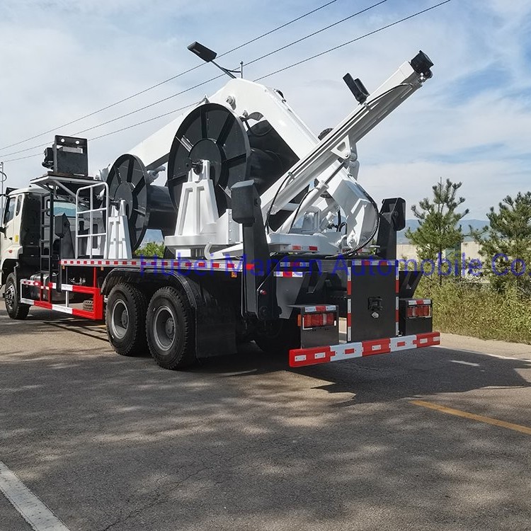 Mine Use Sinotruk HOWO Winch Cable Truck 371HP Rhd Ground Force Cable Puller Truck