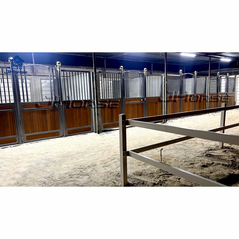 Advantage Factory Supplier Mobile Prefab Training Wooden Cheap Portable Horse Stable E-09