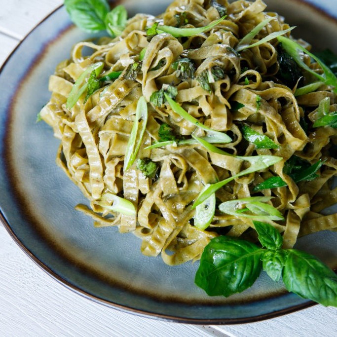 Healthy Spinach Edamame Noodles: Your Daily Dose of Green