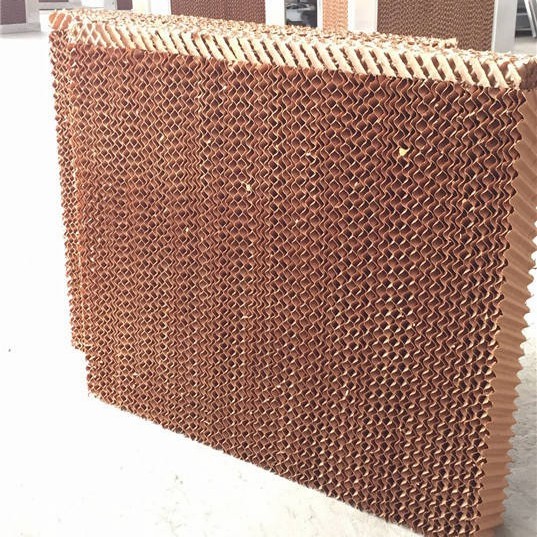 Cellulose Honeycomb Evaporative Cooling Pad for Livestock Cooling System
