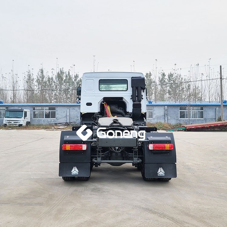 with Tow Fuel Tanker Used Sinotruck HOWO 371 380 420HP Chinese LHD Rhd Trucks Tractor 6X4 Trailer Head
