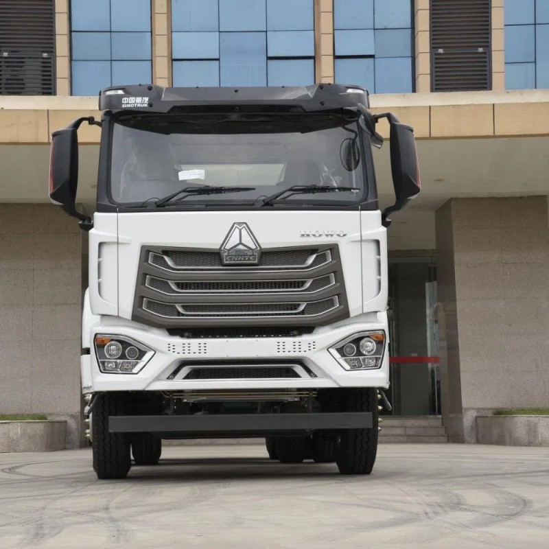 Sinotruk HOWO Nx 380HP 6X4 Heavy Duty Trailer Head
