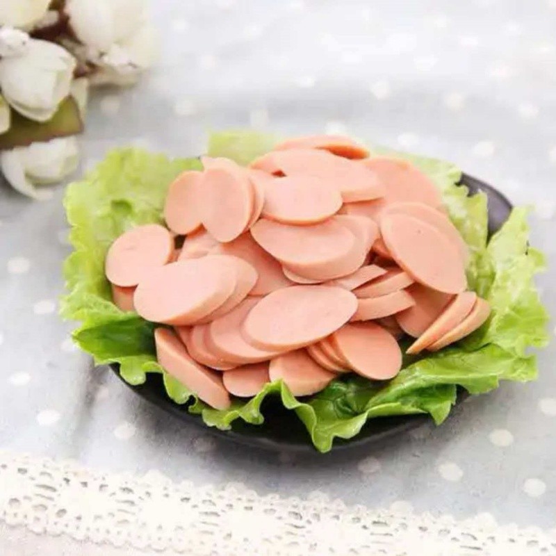 Taiwanese-Style Grilled Sausage Made From Chicken Breast Meat