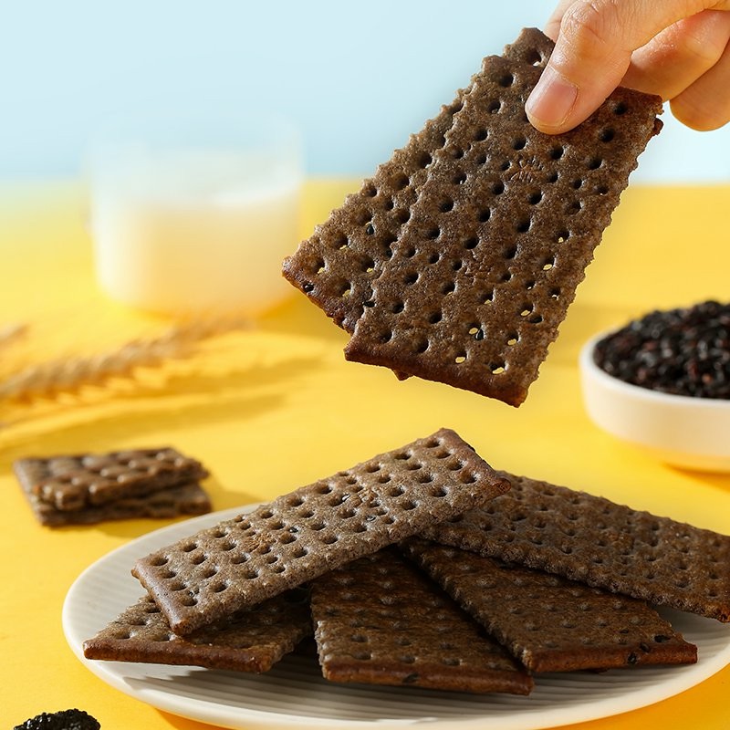 Wholesale Custom Halal Snack Food Healthy Crispy Soda Cream Cracker From China