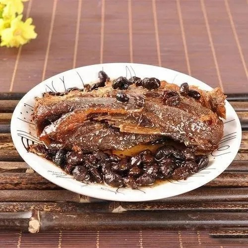 2024 New Canned Fish Fried Dace with Salted Black Beans
