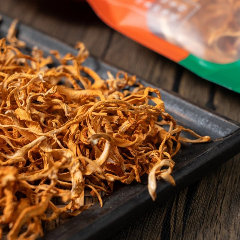 Sweet & Tender Cordyceps Flower - Dried Edible Fungi for Soup & Stew