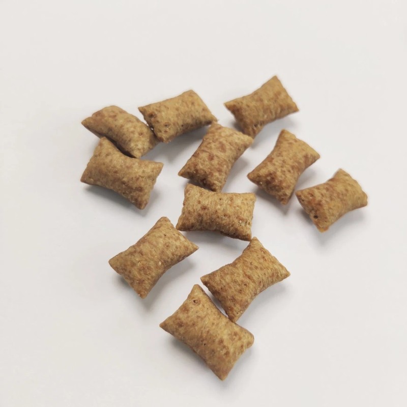 Rich Protein Tuna Chicken Flavor Filled Crisp Treats Dog Cat Pet Food