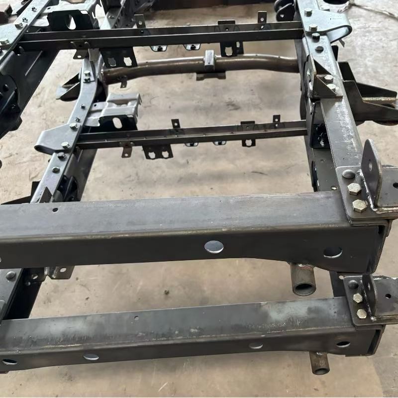 Nqa Certified Skeletal Truck Trailer Featuring 140mm Vertical Beam Height