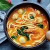 Factory OEM Healthy Low Calorie Japanese Style Delicious Seafood Fish Balls Udon Noodles Shelf Life 12 Month