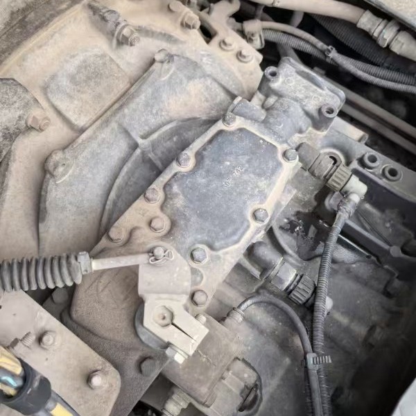 Chinese Used Hino 700 4X2 480HP Heavy Duty Tractor Truck with Good Condition