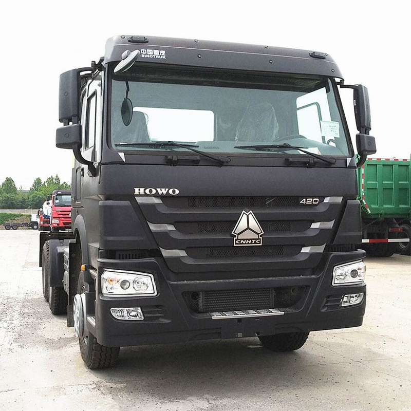 OEM Heavy Duty Chassis Tractor Head for Extreme Work Conditions