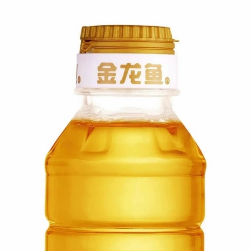 Jinlongyu Peanut Oil for Salad and Cold Dishes, Its Delicate Flavor Complements Rather Than Dominates Fresh Vegetables and Herbs.