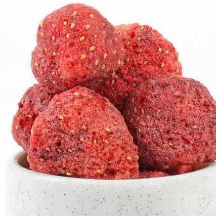 Whole Freeze-Dried Strawberry with Natural Vitamin C Source and Bulk Packaging