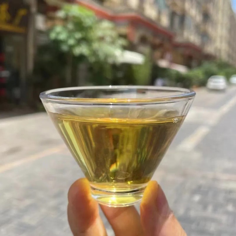 Organic Yunnan Premium Pine Needle Dian Hong Black Tea