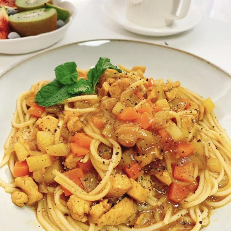 Factory OEM Healthy Salted Egg Yolk Cheese Sauce Spaghetti Shelf Life 12 Month with Bowl