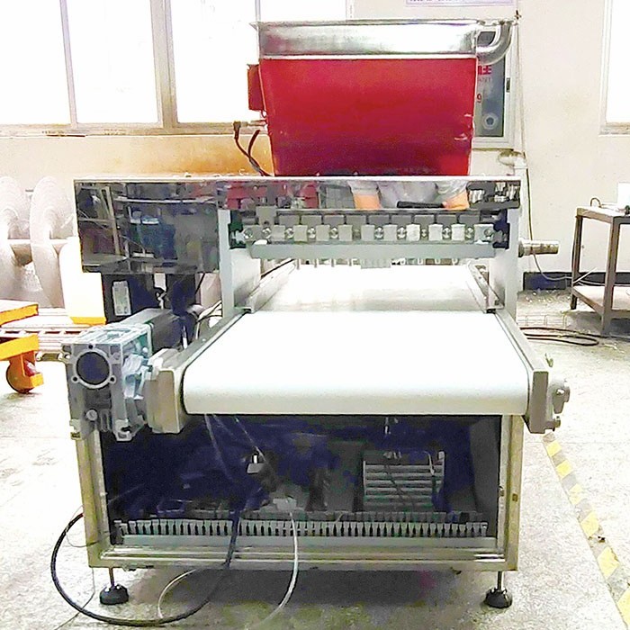 Chocolate Molding Machine, Chocolate Machine
