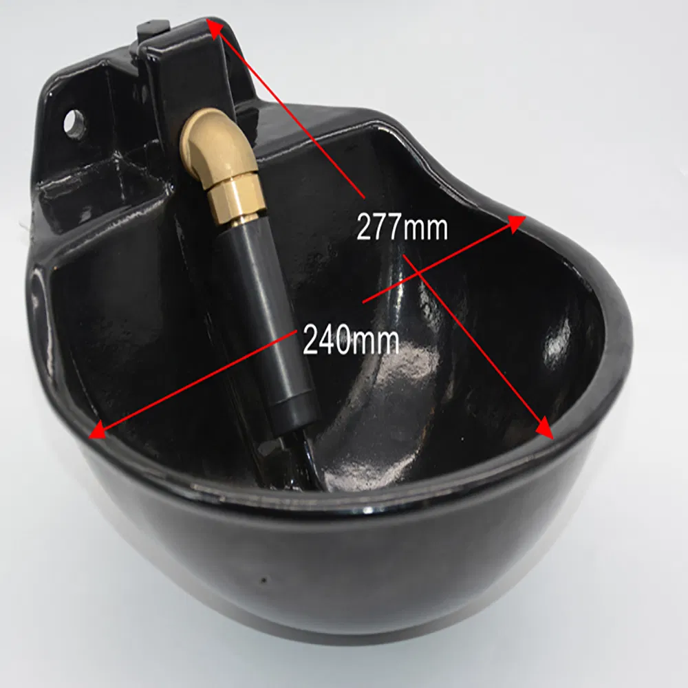 2.5L Water Capacity Livestock Waterer Cow Water Bowls Easy Mounting