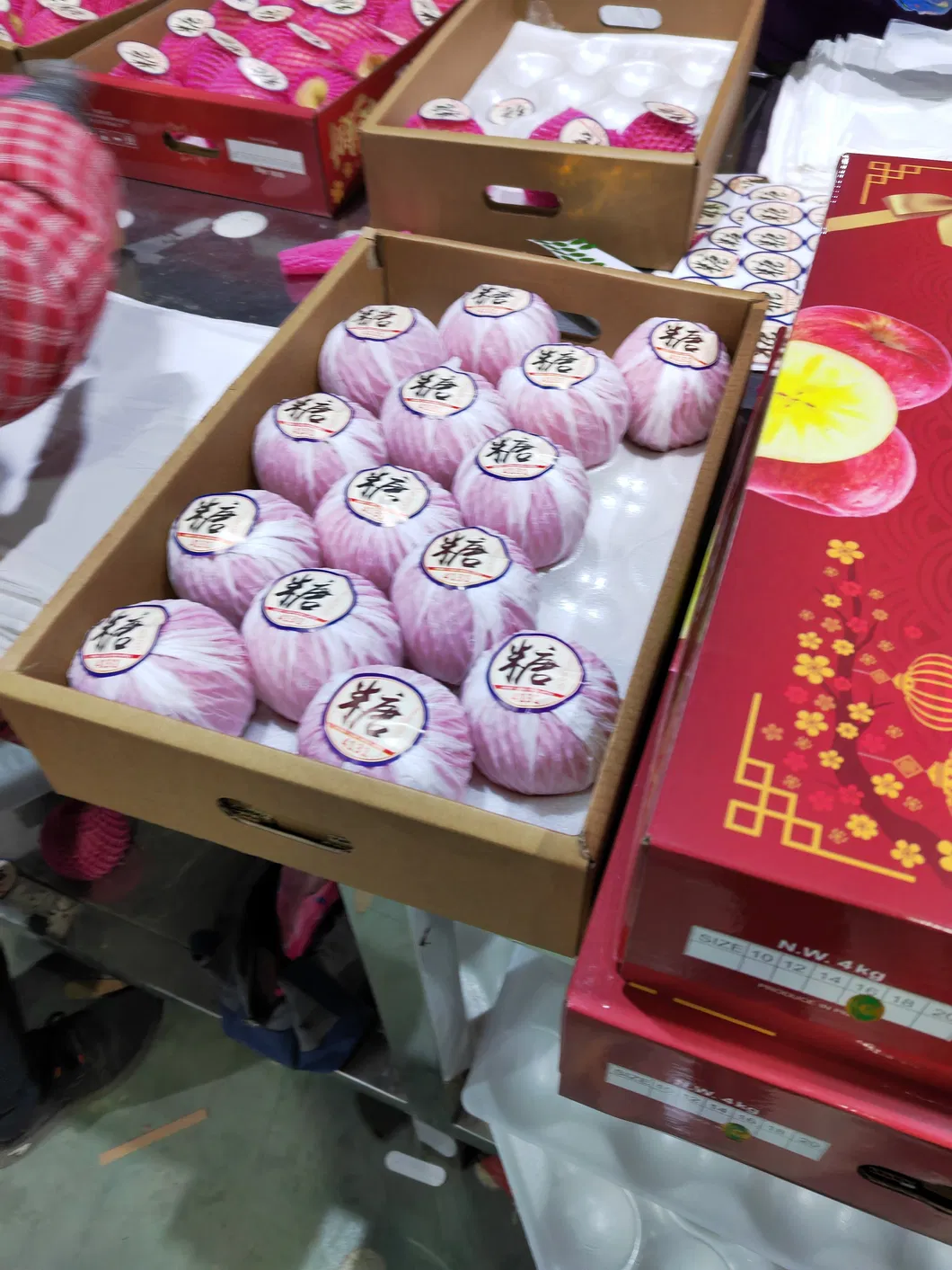Nutritious and Vitamin-Rich Ripe Red FUJI Apples Are Sourced From High-Quality Suppliers in China