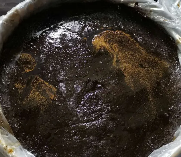 Enzymatically Hydrolyzed High-Protein Aquatic Nutritional Auxiliary with Feed-Grade Shrimp Paste Animal Feed Premix Protein