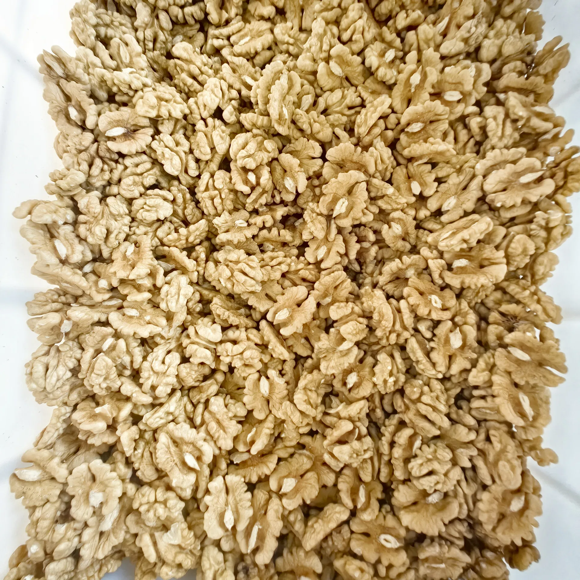 No-Residue Skin-Nourishing Premium Walnuts Xinfeng Walnut Kernels