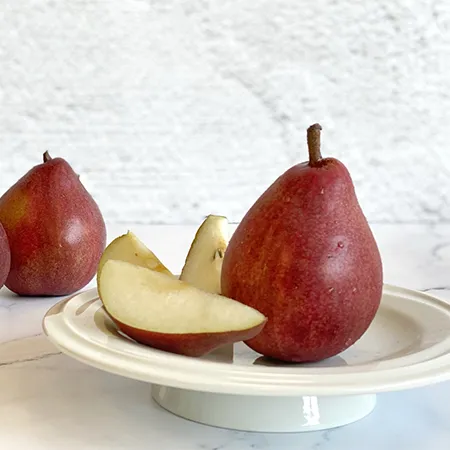 2024 Western Pear Big Head Pear Fresh Pear Comis Red Pear in China