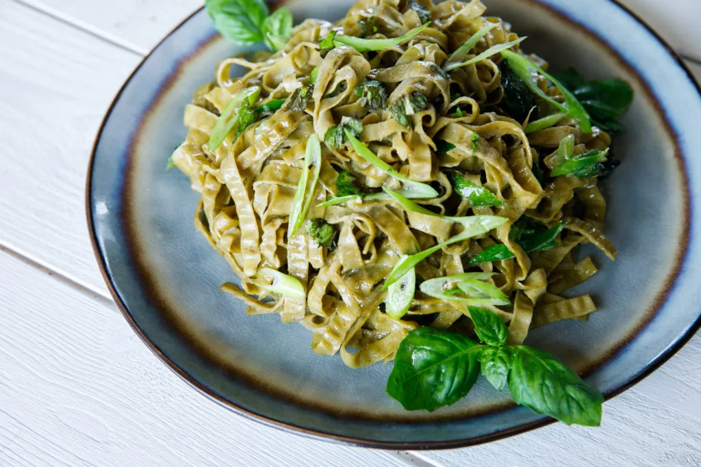 Healthy Spinach Edamame Noodles: Your Daily Dose of Green