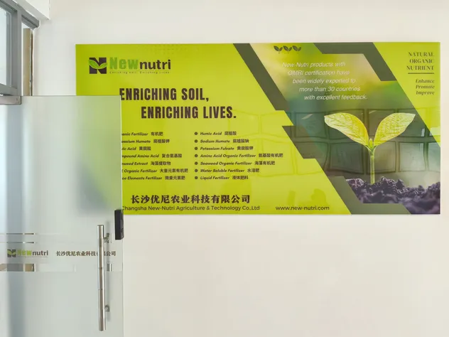 100% Water Soluble Plant Fulvic Acid Powder as Foliar Spraying