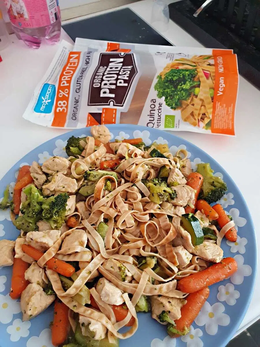 Max Sport's ODM & OEM Organic Quinoa Fettuccine