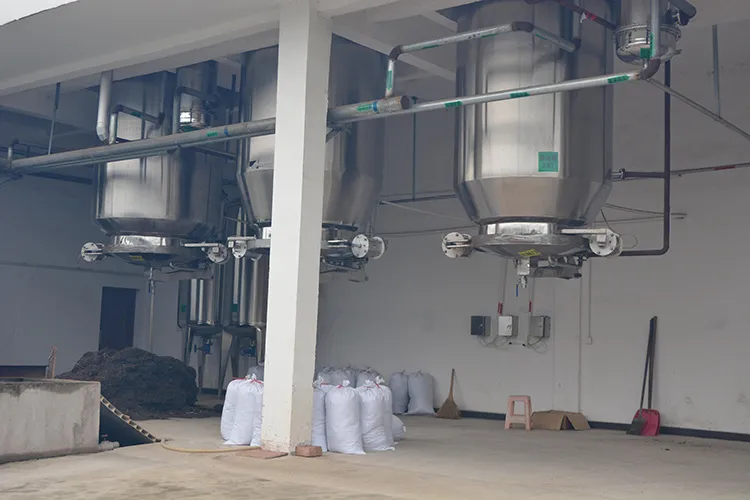 Natural Essential Oil Flavor and Fragrance Supplied Eucalyptus Globulus Oil