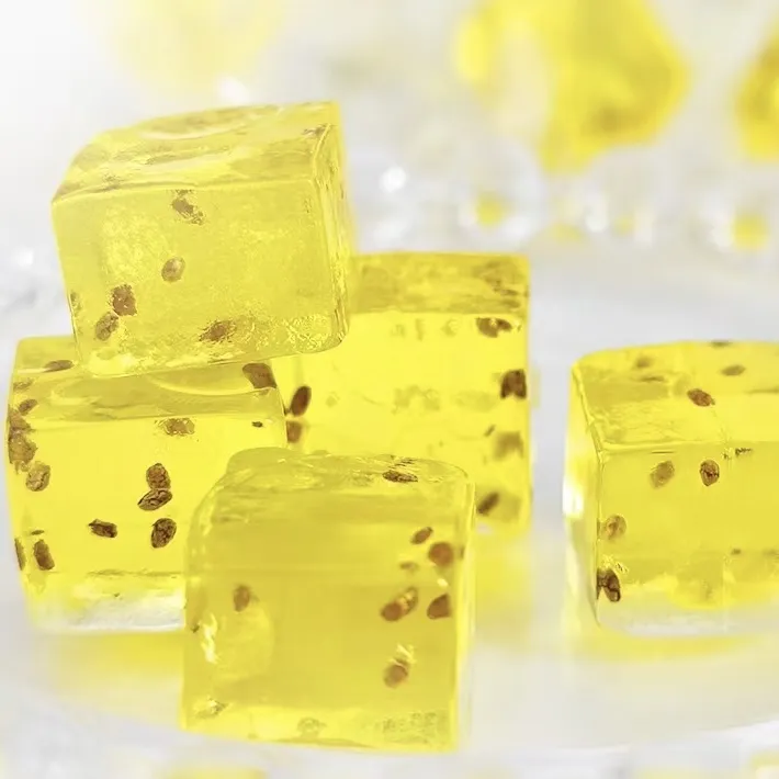 Wholesale Exotic Candy 40g Skittless Chewy Inflatable Candy Soft