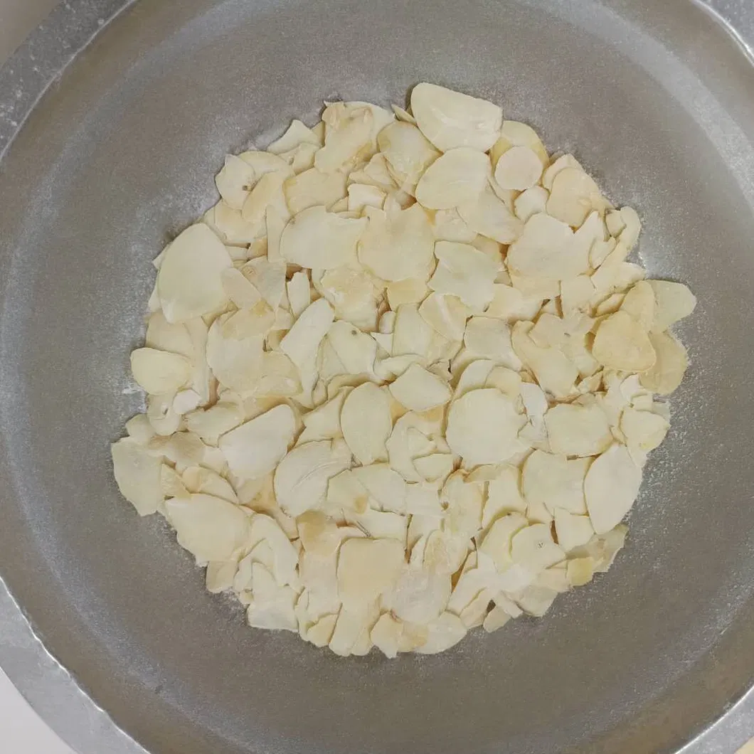 Dehydrated Garlic Flakes AAA Grade