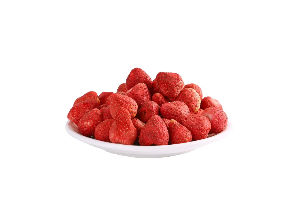 Certified Whole Strawberries 20-25mm for Sea Transportation in Plastic Package