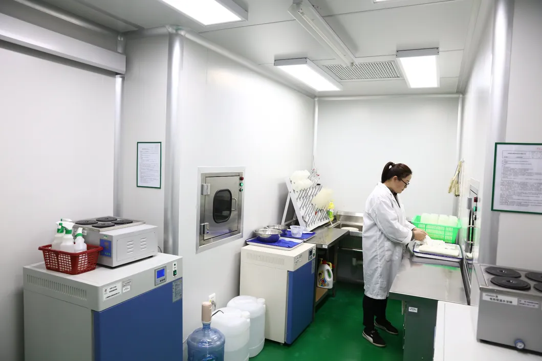 100% Pure Matcha Powder for Ice Cream, Beverage and Pastries