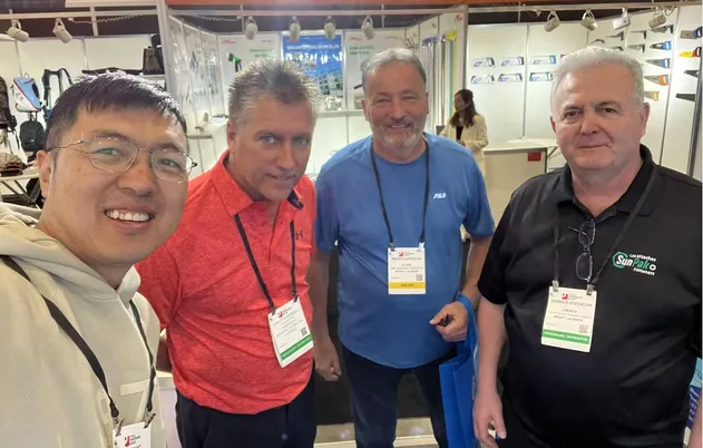 Customized Metal/Galvanized Steel Cattle Yard Equipment Cubicle Livestock/Animal/Cow/Free Loops Stall for Dairy Farm Calf Hutch/Cowshed Circulation/Divided Pane