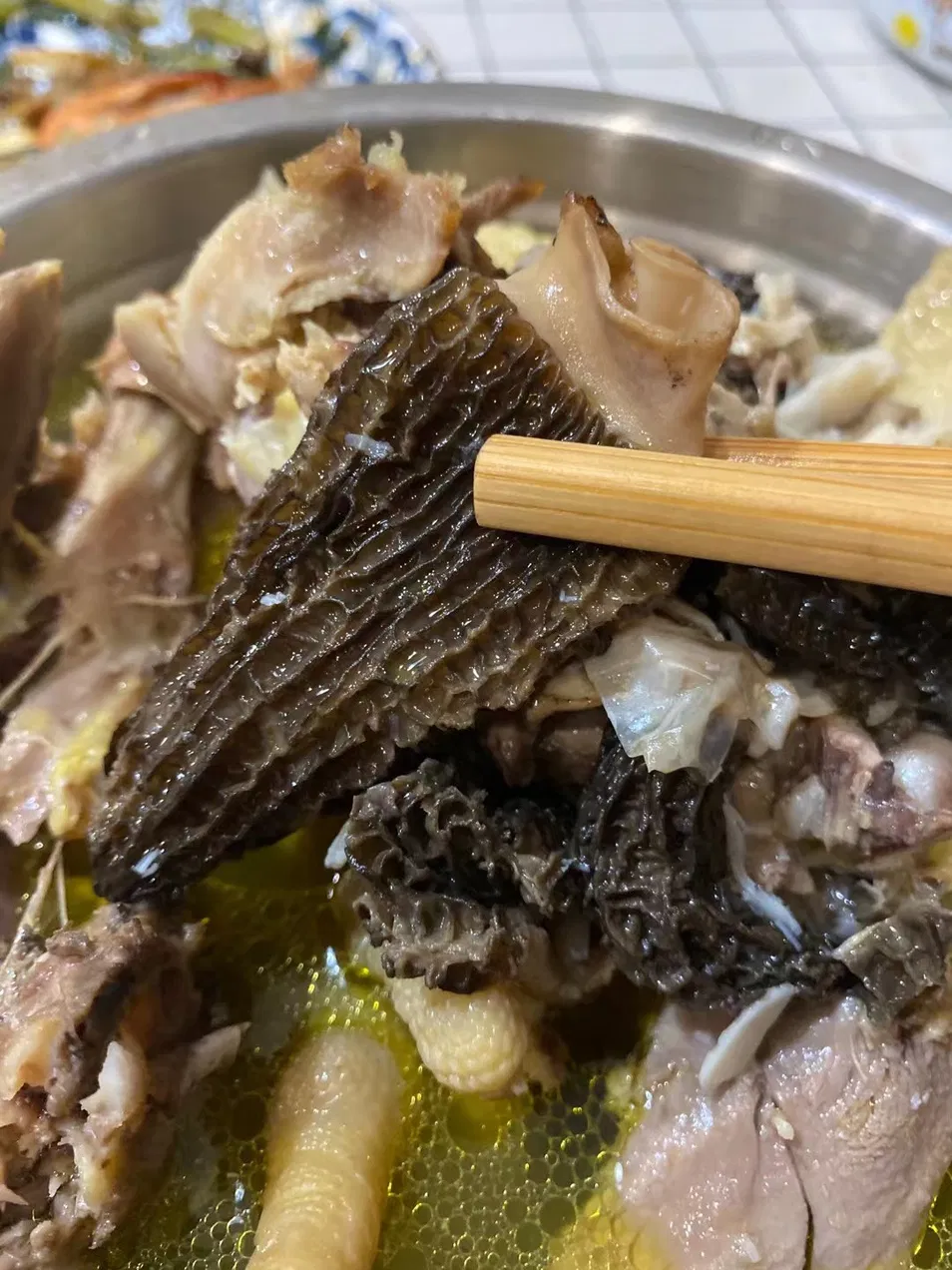 Natural Dried Morel Mushrooms, High-Quality Edible Fungi Morel Mushroom for Wholesale