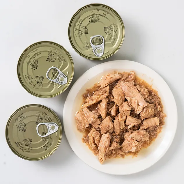 Canned Tuna Chunks in Oil Nw120g, for Cat and Dog Food