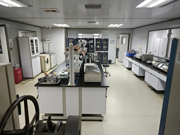 Feed-Grade, High-Activity, Stabilized Water-Soluble Glucose Oxidase (CAS 9001-37-0) for Animal Nutrition, Poultry, Ruminant, Swine Feeds, Improved Gut Health