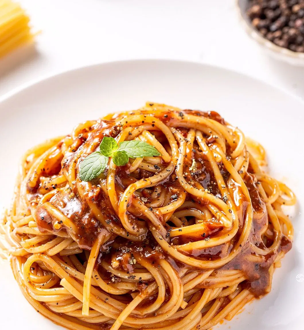 Factory OEM Healthy Salted Egg Yolk Cheese Sauce Spaghetti Shelf Life 12 Month with Bowl