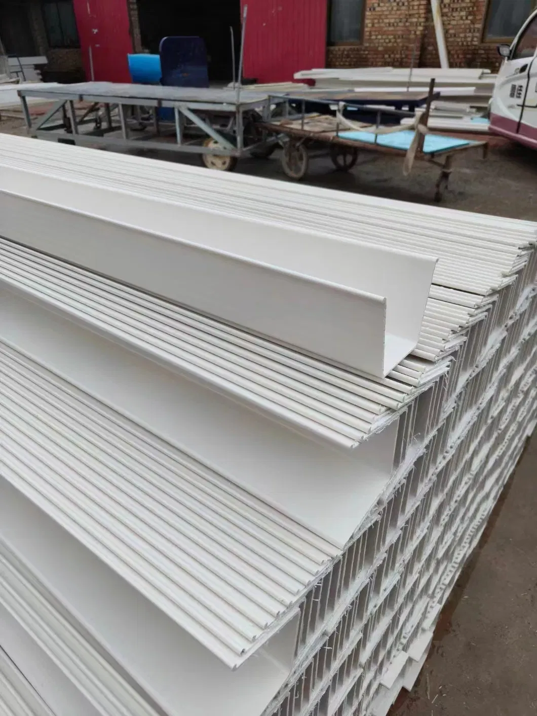 Hydroponic Food-Grade Nft PVC Channel PVC Gutter Pipe for Strawberry
